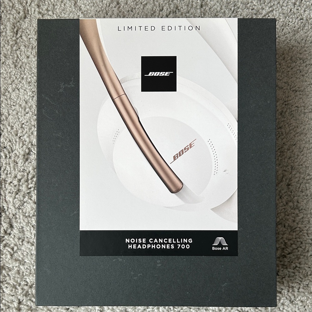 Bose noise cancelling headphones 700